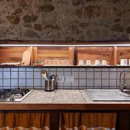 Sport Bikes And Nature 몬테로톤도